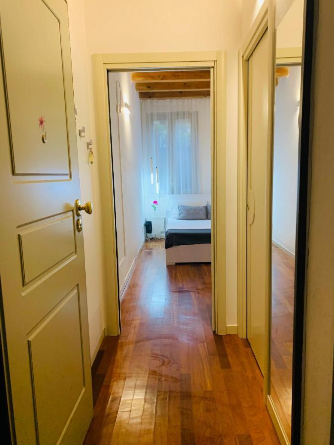 Cozy Apartment Center Бергамо Экстерьер фото